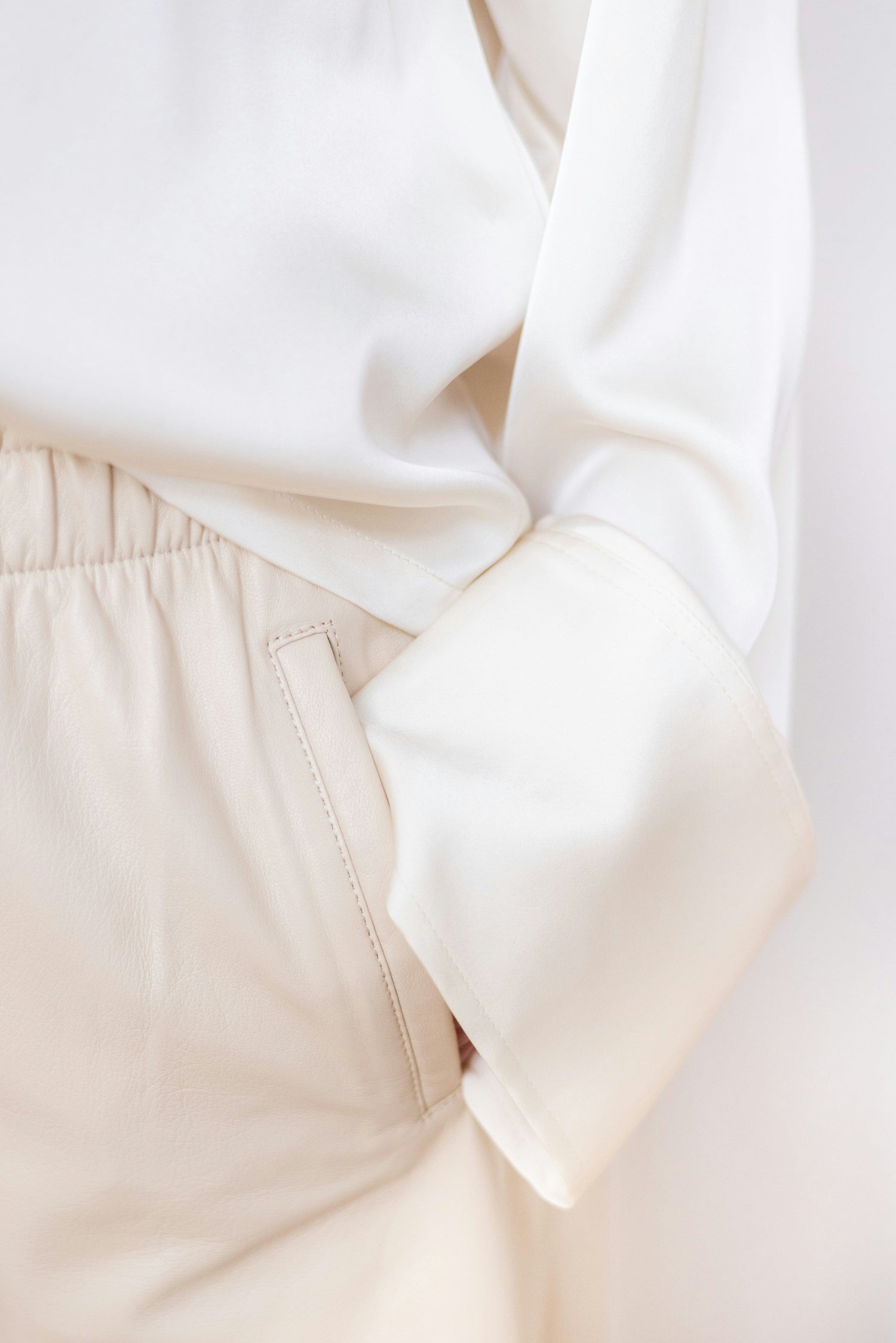 Éternel Collection